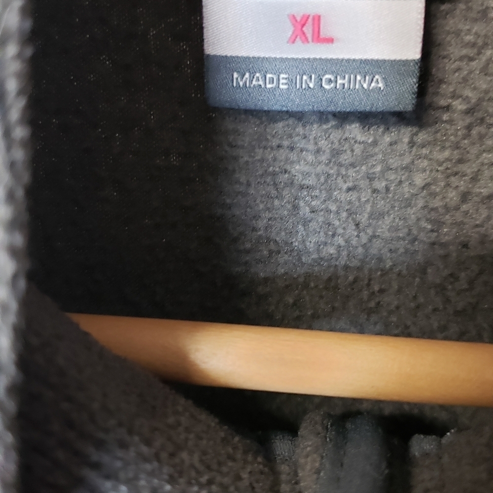 4/20$ ➡️Gray Full-Zip Jacket with Pink Accents - Picture 2 of 2